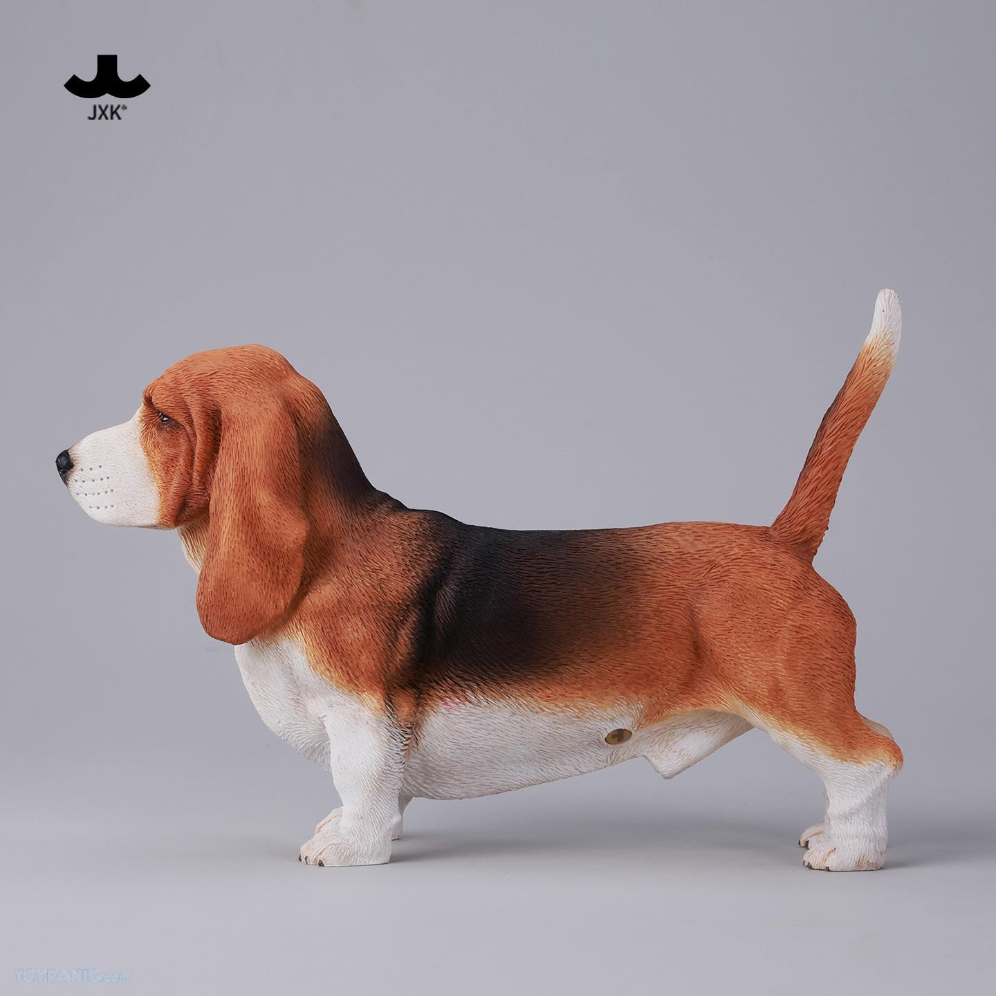 PRE-ORDER 1/6 Basset Hound Brown White Black Middle (Q3 2026) PO end (Dec-1-2025)