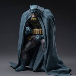 PRE-ORDER Batman: The Dark Knight Returns - Batman Blue Suit Action Figure (Q1 2027) PO end (NOV-5-2026)